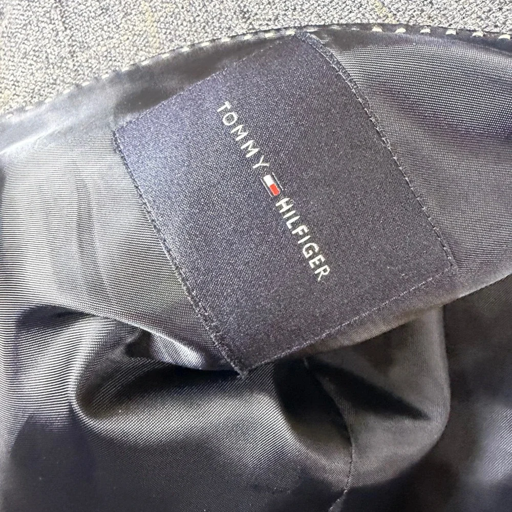 Tommy Hilfiger Mens 44S Grey Wool Plaid Blazer Sport Coat Elbow Patches 44 Short